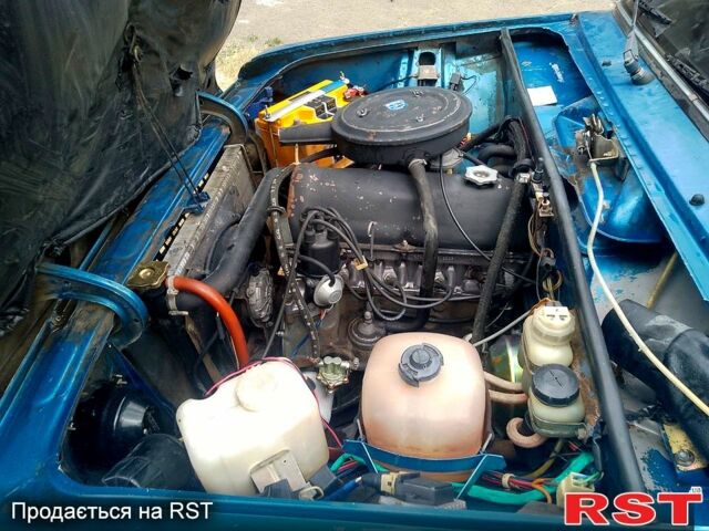 Синий ВАЗ 2106, объемом двигателя 1.5 л и пробегом 0 тыс. км за 1350 $, фото 6 на Automoto.ua