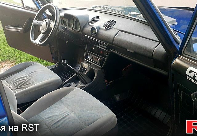 Синий ВАЗ 2106, объемом двигателя 1.5 л и пробегом 96 тыс. км за 1050 $, фото 8 на Automoto.ua