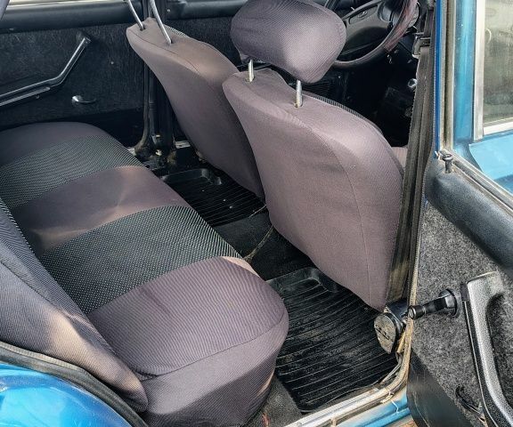 Синий ВАЗ 2106, объемом двигателя 1.5 л и пробегом 139 тыс. км за 1100 $, фото 8 на Automoto.ua