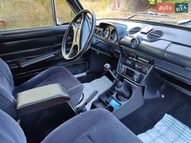 Синий ВАЗ 2106, объемом двигателя 1.6 л и пробегом 70 тыс. км за 3700 $, фото 40 на Automoto.ua