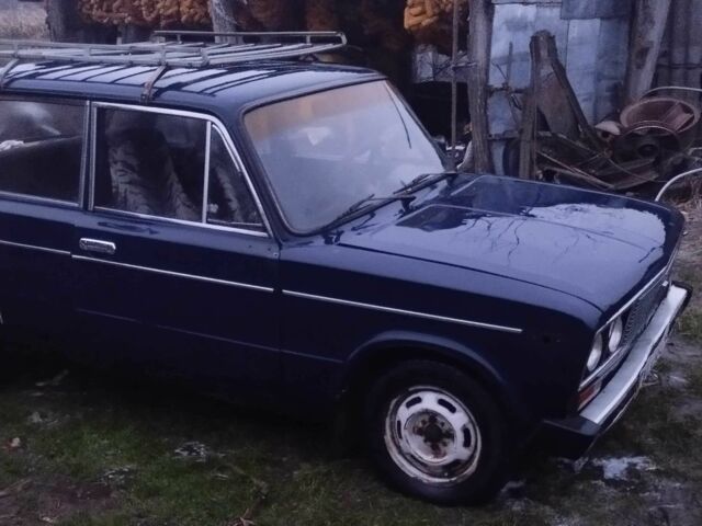 Синий ВАЗ 2106, объемом двигателя 1.6 л и пробегом 60 тыс. км за 592 $, фото 3 на Automoto.ua