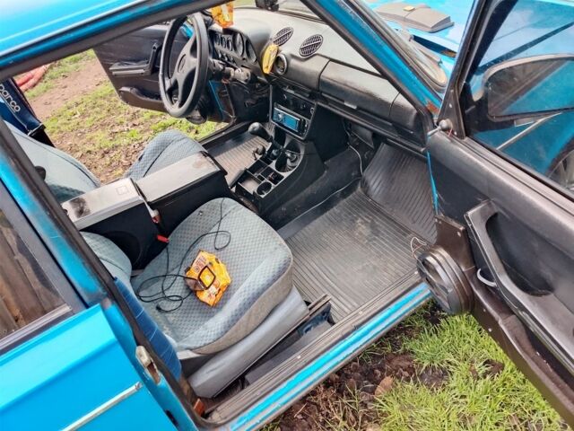 Синий ВАЗ 2106, объемом двигателя 0 л и пробегом 100 тыс. км за 947 $, фото 7 на Automoto.ua
