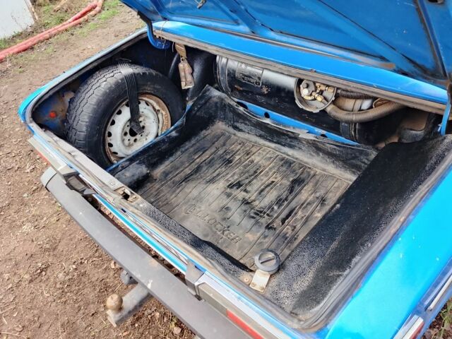 Синий ВАЗ 2106, объемом двигателя 0 л и пробегом 100 тыс. км за 947 $, фото 3 на Automoto.ua