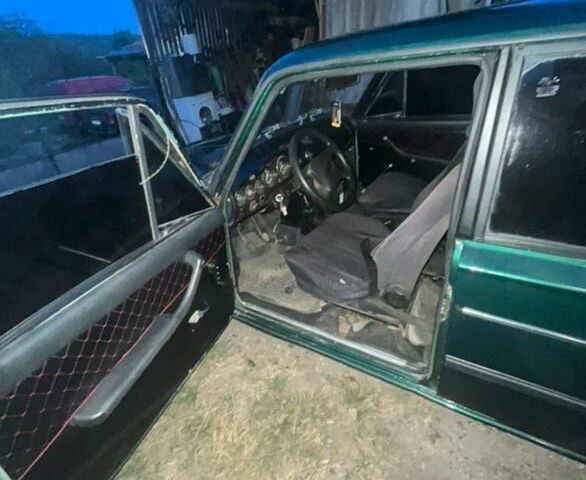 Зеленый ВАЗ 2106, объемом двигателя 1.5 л и пробегом 100 тыс. км за 400 $, фото 3 на Automoto.ua
