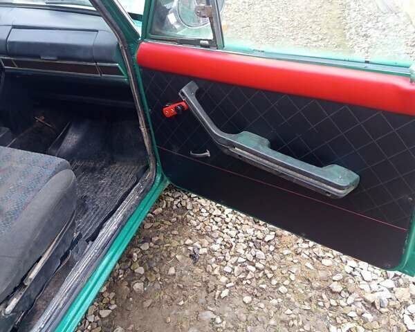 Зеленый ВАЗ 2106, объемом двигателя 1.6 л и пробегом 50 тыс. км за 950 $, фото 4 на Automoto.ua