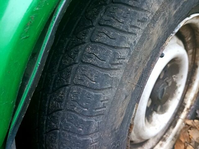 Зеленый ВАЗ 2106, объемом двигателя 1.6 л и пробегом 300 тыс. км за 500 $, фото 8 на Automoto.ua