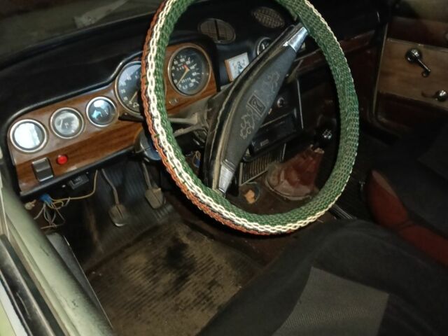 Зеленый ВАЗ 2106, объемом двигателя 1.6 л и пробегом 35 тыс. км за 475 $, фото 3 на Automoto.ua