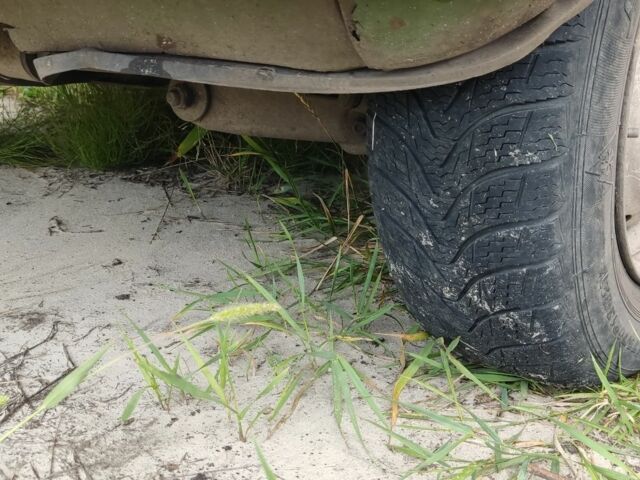 Зеленый ВАЗ 2106, объемом двигателя 0 л и пробегом 300 тыс. км за 724 $, фото 3 на Automoto.ua