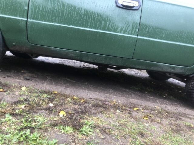 Зеленый ВАЗ 2106, объемом двигателя 0 л и пробегом 150 тыс. км за 400 $, фото 3 на Automoto.ua