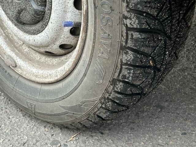 Зеленый ВАЗ 2106, объемом двигателя 1.6 л и пробегом 92 тыс. км за 476 $, фото 3 на Automoto.ua