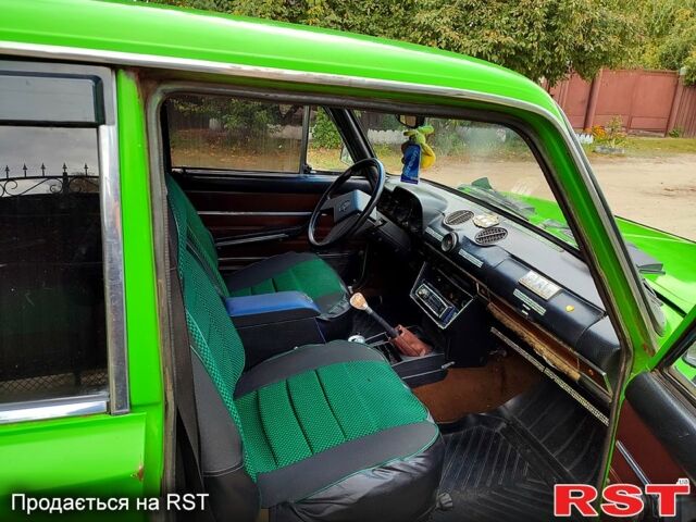 Зелений ВАЗ 2106, об'ємом двигуна 1.6 л та пробігом 330 тис. км за 800 $, фото 4 на Automoto.ua