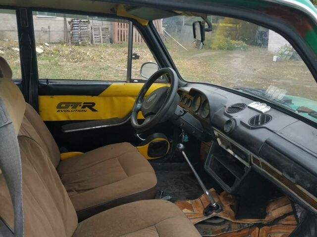 Зеленый ВАЗ 2106, объемом двигателя 2 л и пробегом 230 тыс. км за 336 $, фото 3 на Automoto.ua