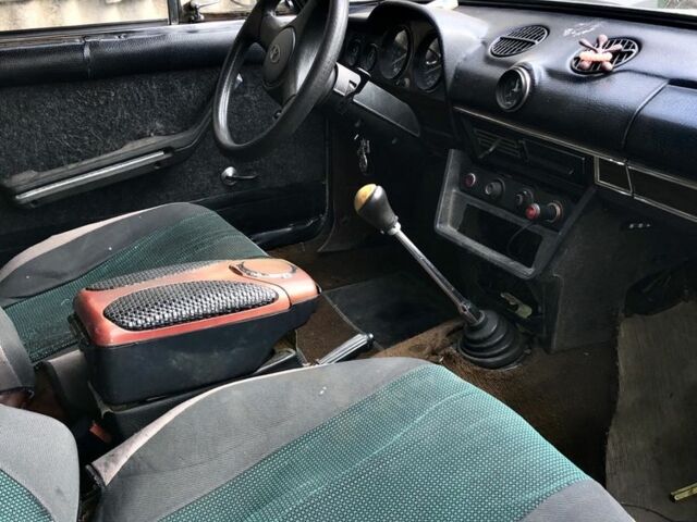 Зелений ВАЗ 2106, об'ємом двигуна 1.5 л та пробігом 38 тис. км за 549 $, фото 7 на Automoto.ua