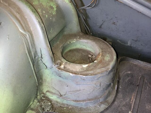 Зелений ВАЗ 2106, об'ємом двигуна 1.5 л та пробігом 38 тис. км за 549 $, фото 3 на Automoto.ua