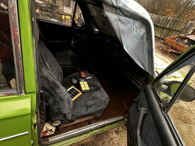 Зеленый ВАЗ 2106, объемом двигателя 1.5 л и пробегом 500 тыс. км за 217 $, фото 2 на Automoto.ua