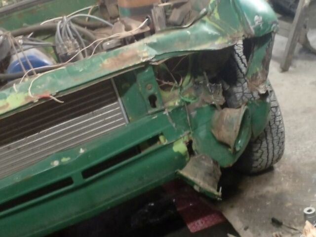 Зеленый ВАЗ 2106, объемом двигателя 0 л и пробегом 349 тыс. км за 483 $, фото 2 на Automoto.ua