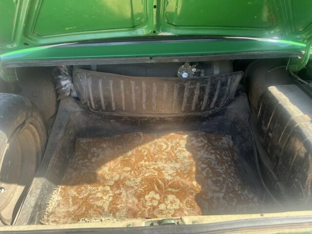 Зеленый ВАЗ 2106, объемом двигателя 1.6 л и пробегом 300 тыс. км за 800 $, фото 6 на Automoto.ua