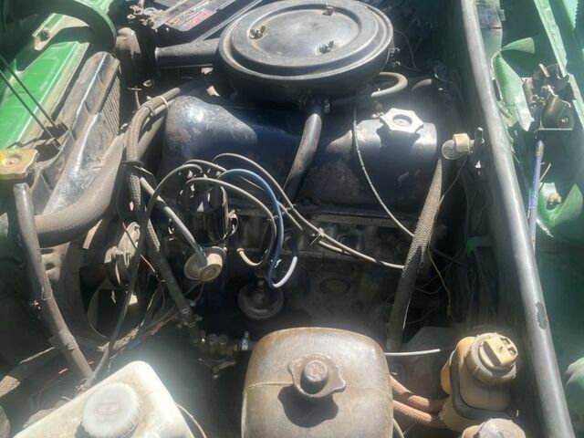 Зеленый ВАЗ 2106, объемом двигателя 1.6 л и пробегом 300 тыс. км за 800 $, фото 2 на Automoto.ua