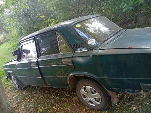 Зеленый ВАЗ 2106, объемом двигателя 5 л и пробегом 34 тыс. км за 486 $, фото 2 на Automoto.ua