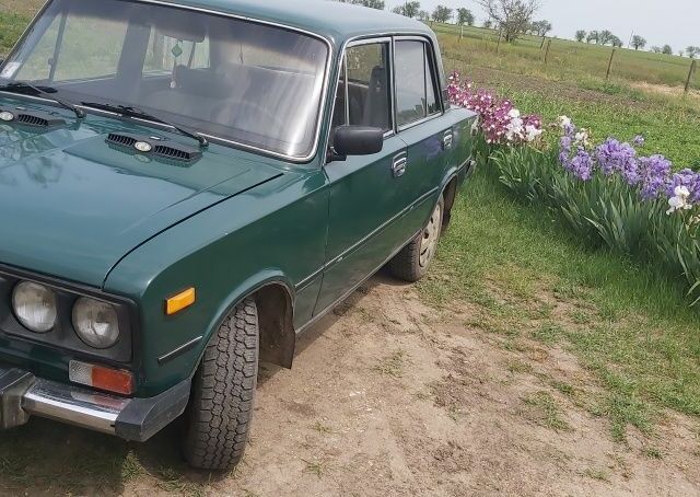 Зеленый ВАЗ 2106, объемом двигателя 1.3 л и пробегом 20 тыс. км за 1300 $, фото 2 на Automoto.ua