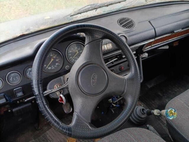 Зеленый ВАЗ 2106, объемом двигателя 1 л и пробегом 123 тыс. км за 274 $, фото 4 на Automoto.ua