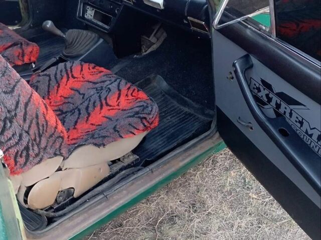 ВАЗ 2106 1983 в Днепре (Днепропетровске) на Automoto.ua Зеленый ВАЗ 2106, объемом двигателя 1.6 л и пробегом 50 тыс. км за 289 $, фото 6 на Automoto.ua