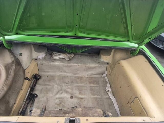 Зелений ВАЗ 2106, об'ємом двигуна 1.3 л та пробігом 95 тис. км за 1000 $, фото 5 на Automoto.ua