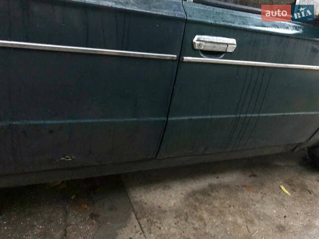 Зеленый ВАЗ 2106, объемом двигателя 1.6 л и пробегом 92 тыс. км за 650 $, фото 3 на Automoto.ua
