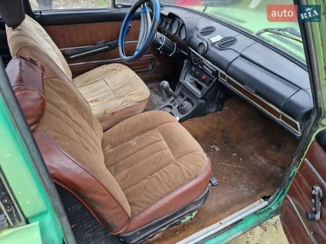 Зеленый ВАЗ 2106, объемом двигателя 1.3 л и пробегом 200 тыс. км за 400 $, фото 5 на Automoto.ua