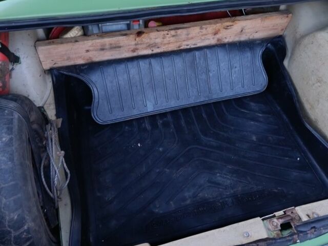 Зеленый ВАЗ 2106, объемом двигателя 1 л и пробегом 53 тыс. км за 360 $, фото 7 на Automoto.ua