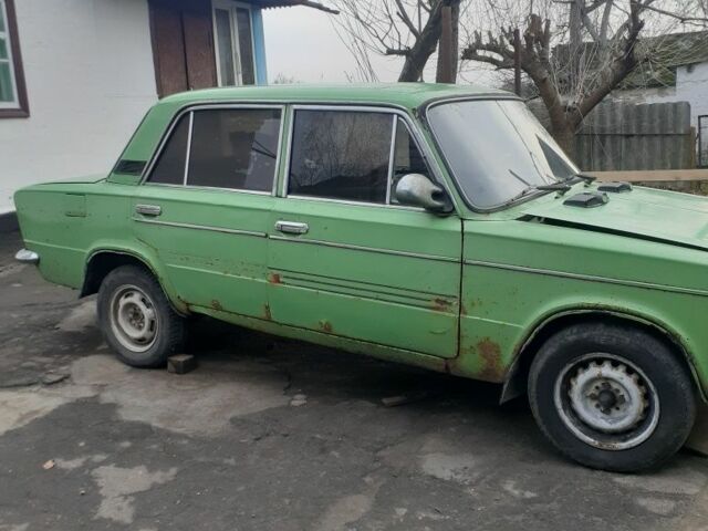 Зеленый ВАЗ 2106, объемом двигателя 1 л и пробегом 111 тыс. км за 237 $, фото 7 на Automoto.ua