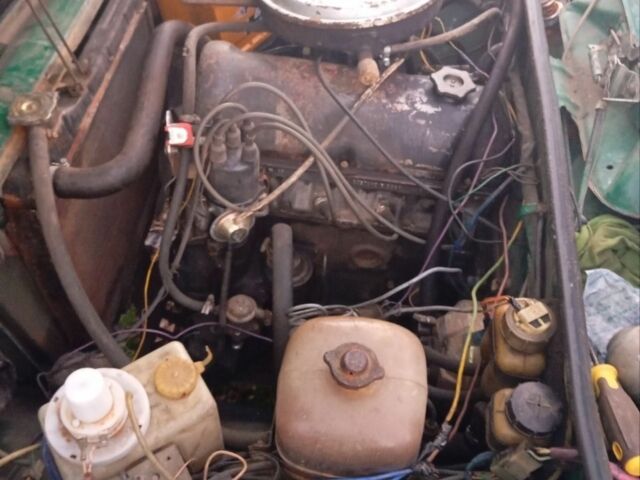 Зеленый ВАЗ 2106, объемом двигателя 1.3 л и пробегом 300 тыс. км за 307 $, фото 9 на Automoto.ua