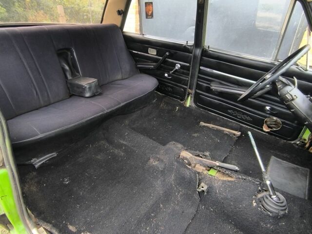 Зеленый ВАЗ 2106, объемом двигателя 0 л и пробегом 144 тыс. км за 858 $, фото 7 на Automoto.ua