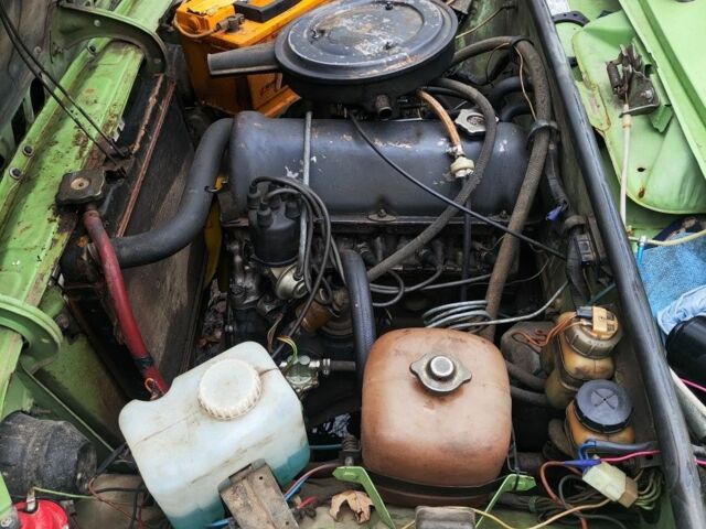 Зеленый ВАЗ 2106, объемом двигателя 0 л и пробегом 136 тыс. км за 476 $, фото 5 на Automoto.ua