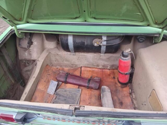 Зеленый ВАЗ 2106, объемом двигателя 1.3 л и пробегом 3 тыс. км за 571 $, фото 3 на Automoto.ua