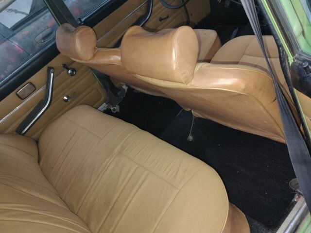 Зеленый ВАЗ 2106, объемом двигателя 0 л и пробегом 127 тыс. км за 596 $, фото 6 на Automoto.ua