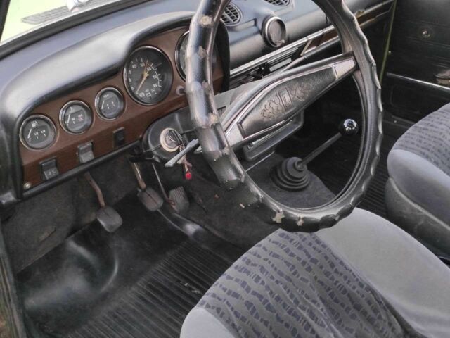 Зеленый ВАЗ 2106, объемом двигателя 1.3 л и пробегом 300 тыс. км за 550 $, фото 7 на Automoto.ua