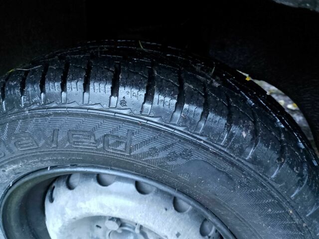 ВАЗ 2106 1985 в Конотопе на Automoto.ua Зеленый ВАЗ 2106, объемом двигателя 1.3 л и пробегом 68 тыс. км за 678 $, фото 1 на Automoto.ua