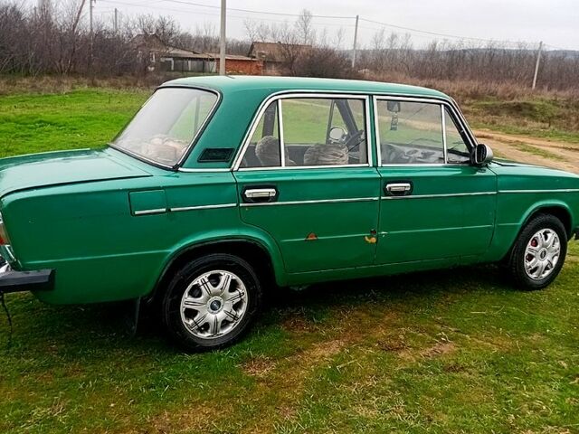 Зеленый ВАЗ 2106, объемом двигателя 1.3 л и пробегом 190 тыс. км за 850 $, фото 2 на Automoto.ua