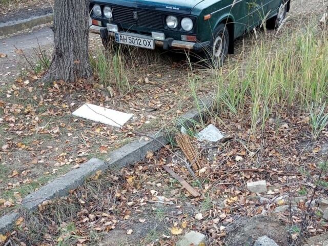 Зеленый ВАЗ 2106, объемом двигателя 1.5 л и пробегом 300 тыс. км за 238 $, фото 2 на Automoto.ua