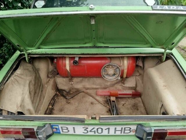 Зеленый ВАЗ 2106, объемом двигателя 0 л и пробегом 100 тыс. км за 596 $, фото 5 на Automoto.ua