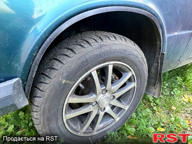 Зеленый ВАЗ 2106, объемом двигателя 1.5 л и пробегом 200 тыс. км за 1100 $, фото 6 на Automoto.ua