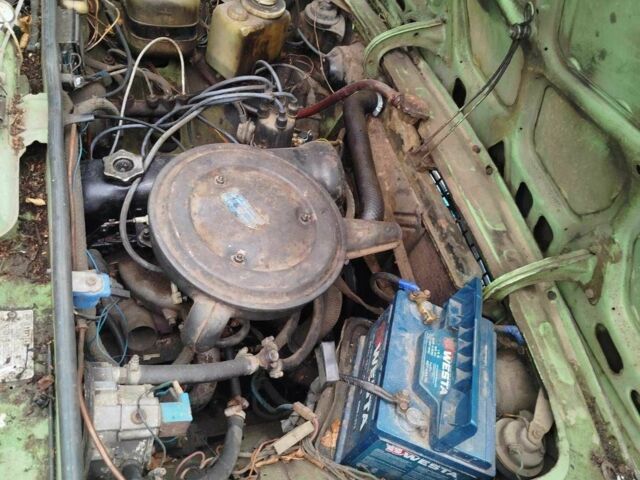 Зеленый ВАЗ 2106, объемом двигателя 0 л и пробегом 100 тыс. км за 596 $, фото 4 на Automoto.ua