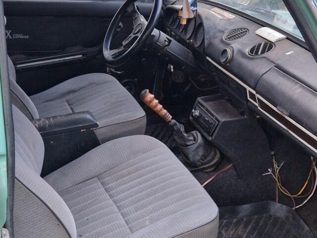 Зеленый ВАЗ 2106, объемом двигателя 1.5 л и пробегом 150 тыс. км за 381 $, фото 5 на Automoto.ua