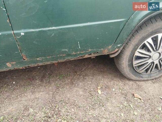 Зеленый ВАЗ 2106, объемом двигателя 1.3 л и пробегом 999 тыс. км за 287 $, фото 3 на Automoto.ua