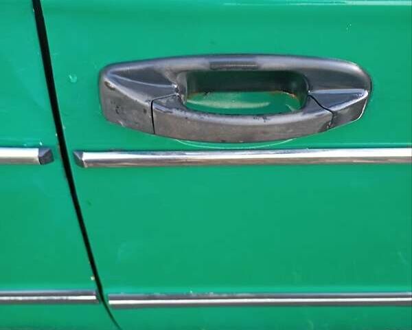 Зеленый ВАЗ 2106, объемом двигателя 1.45 л и пробегом 87 тыс. км за 1100 $, фото 4 на Automoto.ua