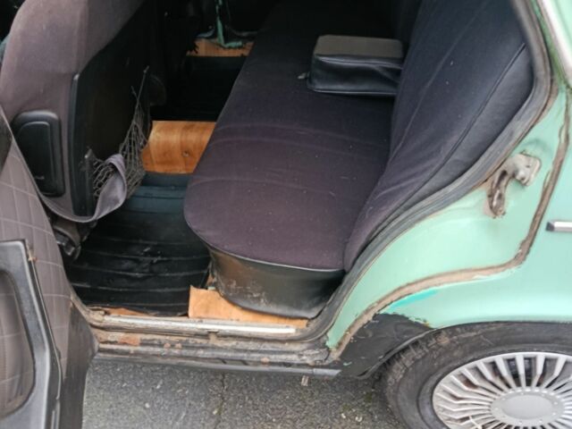 Зеленый ВАЗ 2106, объемом двигателя 0 л и пробегом 1000 тыс. км за 700 $, фото 7 на Automoto.ua