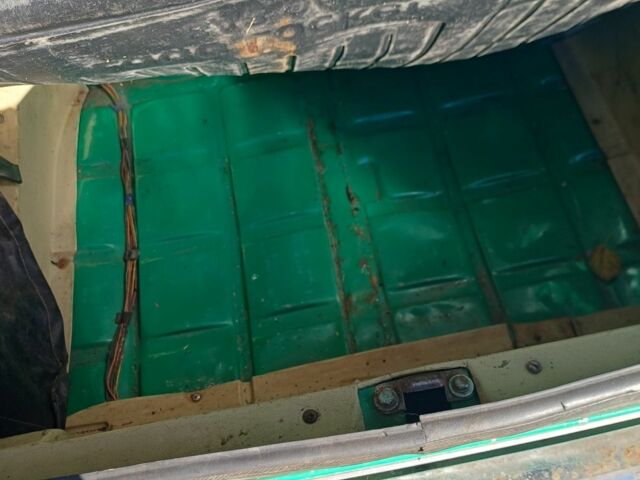 Зеленый ВАЗ 2106, объемом двигателя 0 л и пробегом 51 тыс. км за 405 $, фото 8 на Automoto.ua