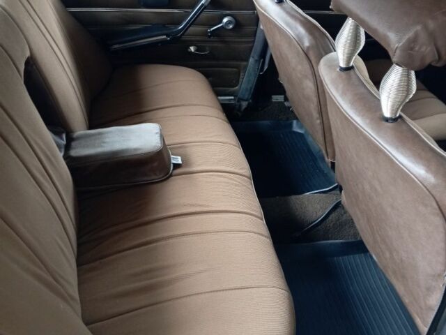 Зеленый ВАЗ 2106, объемом двигателя 1.3 л и пробегом 70 тыс. км за 850 $, фото 5 на Automoto.ua