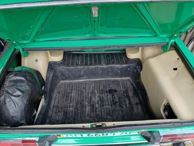 Зеленый ВАЗ 2106, объемом двигателя 0 л и пробегом 51 тыс. км за 405 $, фото 9 на Automoto.ua